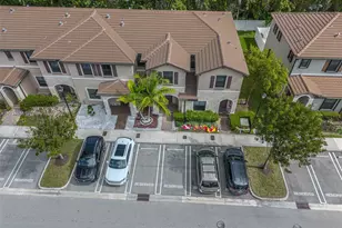 10629 W 32nd Ln, Miami Lakes, FL 33018 - Photo 2
