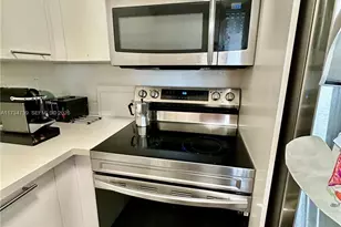 7441 Wayne Ave, Miami Beach, FL 33141 - Photo 16