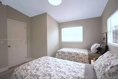 4877 NE 15th Ave, Pompano Beach, FL 33064 - Photo 10