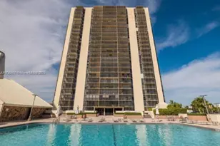 20301 W Country Club Dr, Aventura, FL 33180 - Photo 20