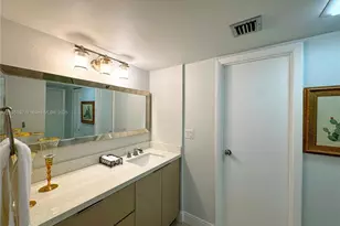 20301 W Country Club Dr, Aventura, FL 33180 - Photo 14