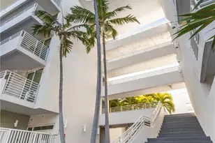 7800 Collins Ave, Miami Beach, FL 33141 - Photo 22