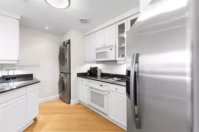 705 Crandon Blvd #405, Key Biscayne, FL 33149 - Photo 14