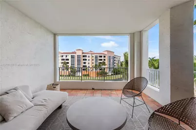 705 Crandon Blvd #405, Key Biscayne, FL 33149 - Photo 8