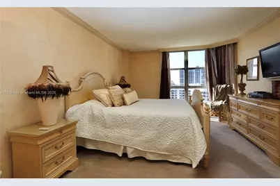 19101 NE 36th Ct #2203, Aventura, FL 33180 - Photo 18