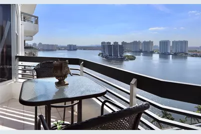 19101 NE 36th Ct #2203, Aventura, FL 33180 - Photo 30