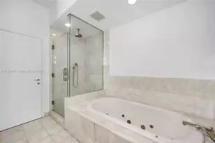 50 South Pointe Dr, Miami Beach, FL 33139 - Photo 14