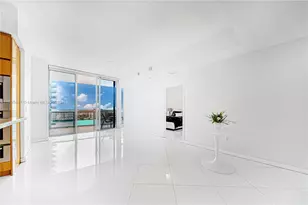 50 South Pointe Dr, Miami Beach, FL 33139 - Photo 2