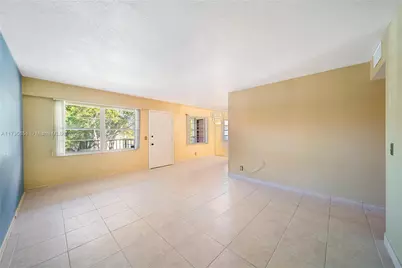 13455 SW 3rd St #302S, Pembroke Pines, FL 33027 - Photo 16