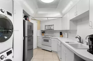 3725 S Ocean Dr, Hollywood, FL 33019 - Photo 8