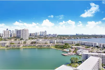 18031 Biscayne Blvd #PH01, Aventura, FL 33160 - Photo 16