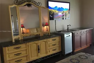 38 Gables Blvd, Weston, FL 33326 - Photo 36