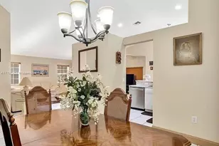 38 Gables Blvd, Weston, FL 33326 - Photo 12