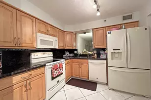 4550 NW 18th Ave, Deerfield Beach, FL 33064 - Photo 10