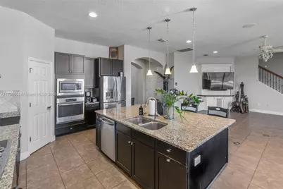 11436 Drifting Leaf Drive, Riverview, FL 33579 - Photo 6