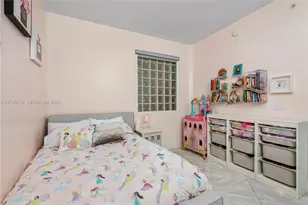 3330 NE 190th St, Aventura, FL 33180 - Photo 12