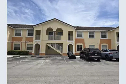 1656 SE 29th Ct #102, Homestead, FL 33035 - Photo 1