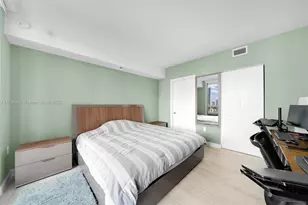45 SW 9th St, Miami, FL 33130 - Photo 10