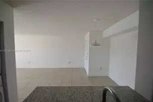 15201 SW 80th St, Miami, FL 33193 - Photo 6
