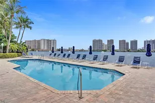 17700 N Bay Rd, Sunny Isles Beach, FL 33160 - Photo 58