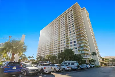 300 Bayview Dr #1112, Sunny Isles Beach, FL 33160 - Photo 6