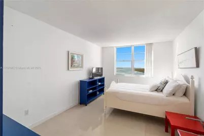 300 Bayview Dr #1112, Sunny Isles Beach, FL 33160 - Photo 16