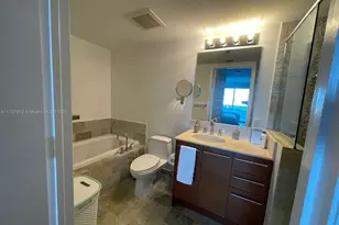 2641 N Flamingo Rd, Sunrise, FL 33323 - Photo 14