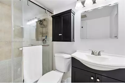 143 Oakridge J #143, Deerfield Beach, FL 33442 - Photo 20