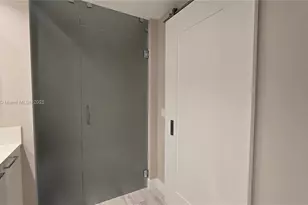 100 E Las Olas Blvd, Fort Lauderdale, FL 33301 - Photo 22