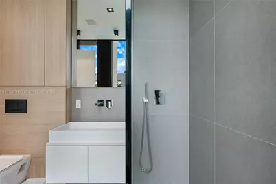 1369 N Venetian Way, Miami, FL 33139 - Photo 34