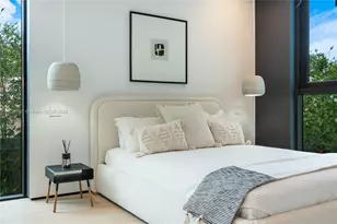 1369 N Venetian Way, Miami, FL 33139 - Photo 32