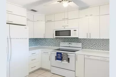 4903 SW 144th Ct #-, Miami, FL 33175 - Photo 6