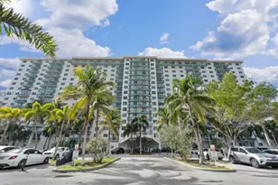 19390 Collins Ave, Sunny Isles Beach, FL 33160 - Photo 40