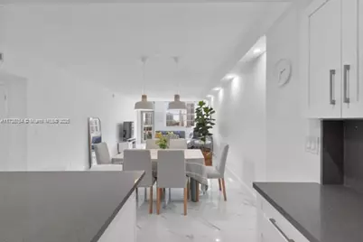 19390 Collins Ave #817, Sunny Isles Beach, FL 33160 - Photo 36