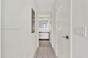 2000 Metropica Wy, Sunrise, FL 33323 - Photo 16