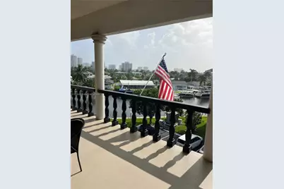 440 Paradise Isle Blvd #406, Hallandale Beach, FL 33009 - Photo 2