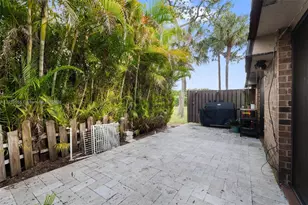 8032 Boca Rio Dr, Boca Raton, FL 33433 - Photo 24