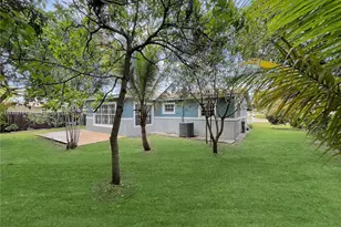 800 NW 176th Terrace, Miami Gardens, FL 33169 - Photo 2