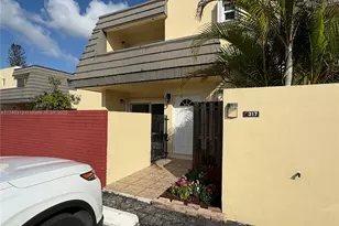 8317 SW 137th Ave, Miami, FL 33183 - Photo 2