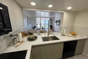 540 Brickell Key Dr, Miami, FL 33131 - Photo 12