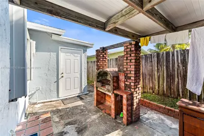 8100 SW 95th Ct, Miami, FL 33173 - Photo 20