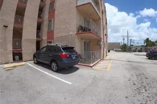 6820 W Flagler St, Miami, FL 33144 - Photo 12