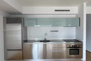 1040 Biscayne Blvd, Miami, FL 33132 - Photo 4