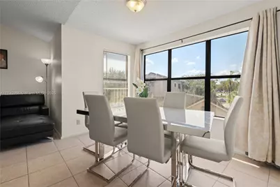 2866 S University Dr #5307, Davie, FL 33328 - Photo 2