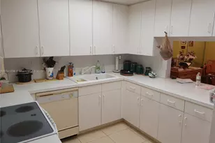9755 NW 52nd St, Doral, FL 33178 - Photo 34