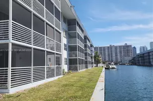 3750 NE 170th St, North Miami Beach, FL 33160 - Photo 18