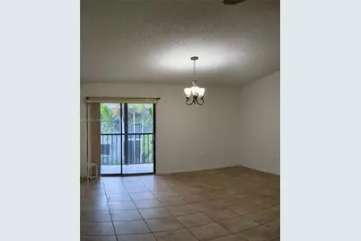 917 NE 199th St #206, Miami, FL 33179 - Photo 10