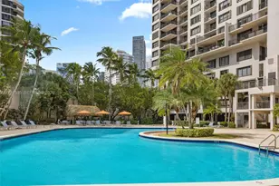 540 Brickell Key Dr, Miami, FL 33131 - Photo 34