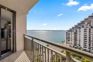 540 Brickell Key Dr, Miami, FL 33131 - Photo 4