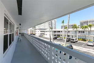 3131 S Ocean Dr, Hallandale Beach, FL 33009 - Photo 24